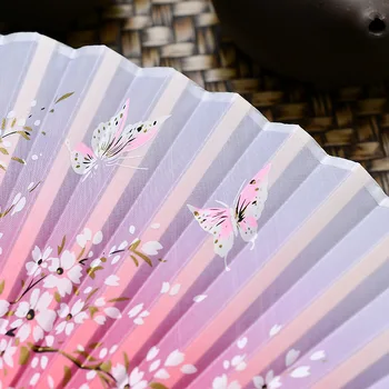 Folde Fan Kinesisk Stil Silke Fan Sommeren Bærbare Kvindelige Dans Fan Bambus Antikke Hånd Fans Holdbar Husholdning Boligindretning