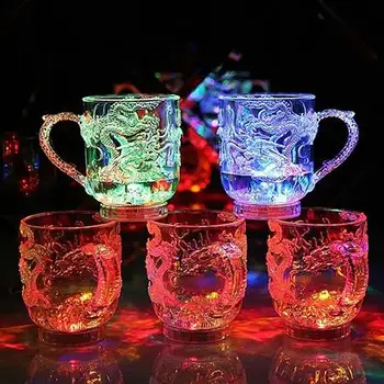 Blinkende LED Farve skifter Vand Aktiveret, lyser Dragon Øl, Whisky Kop Krus Varm